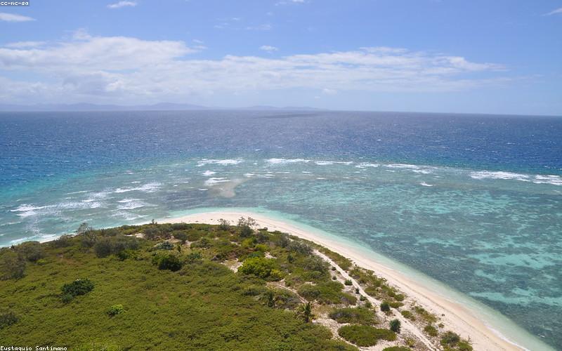 Avion à l'aéroport de Nouméa